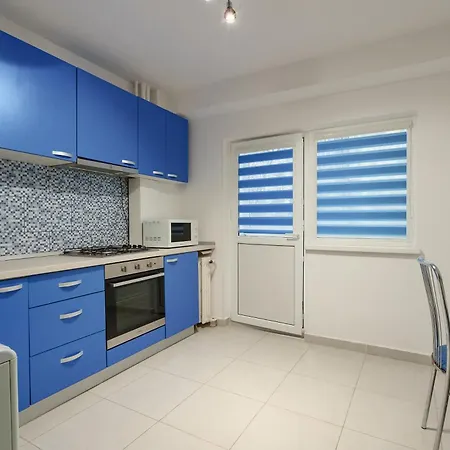 Bright Studio Close To Alba Iulia Square With Wifi-2